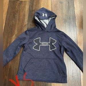 Under Armour hoodie. Youth small. Great condition
